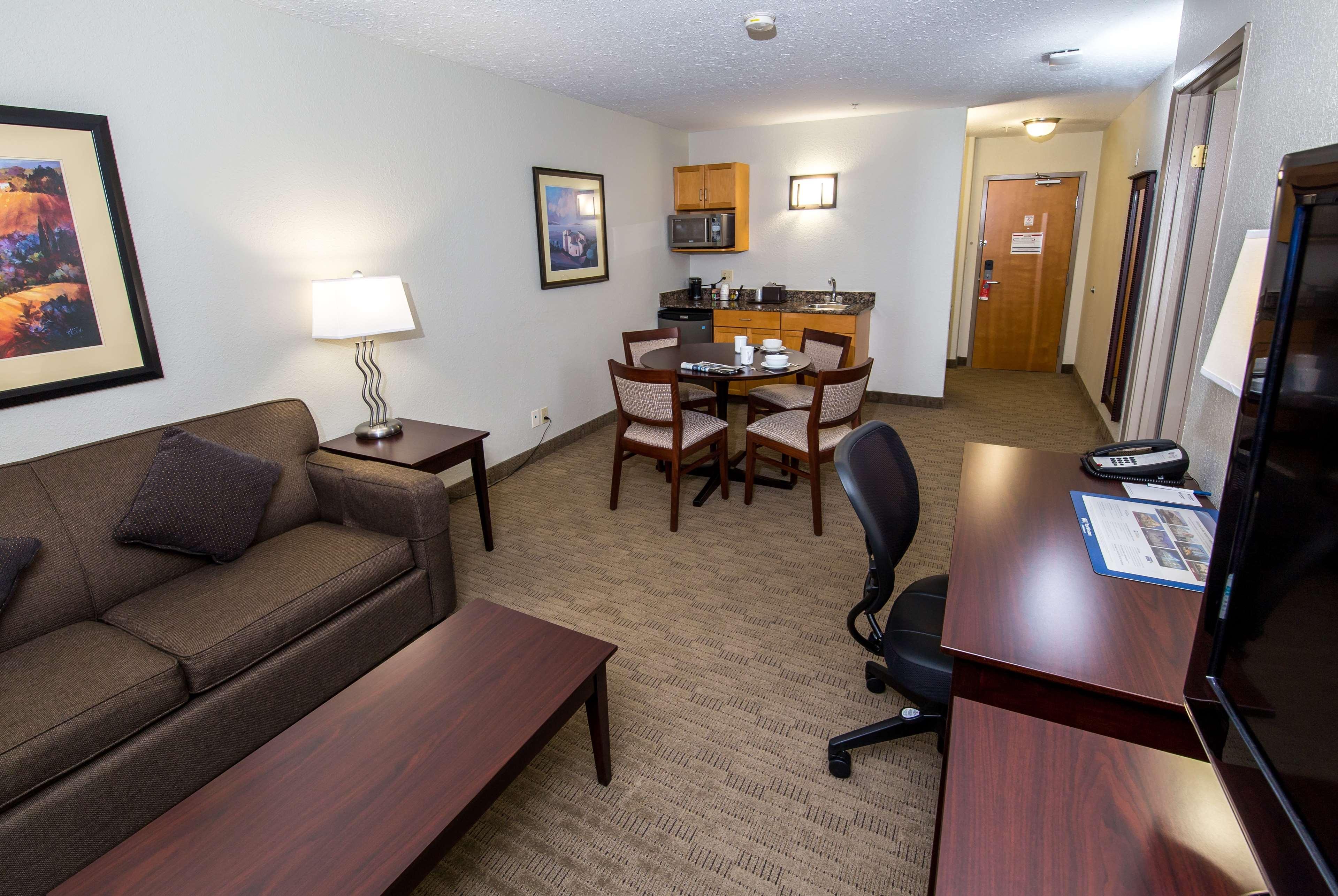 Best Western Plus Pembina Inn & Suites Winnipeg Eksteriør billede