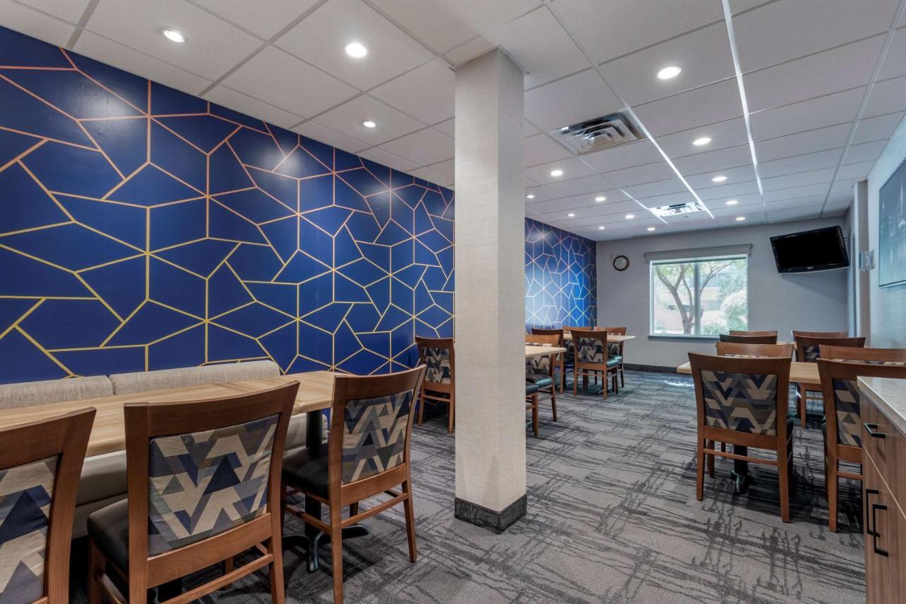Best Western Plus Pembina Inn & Suites Winnipeg Eksteriør billede