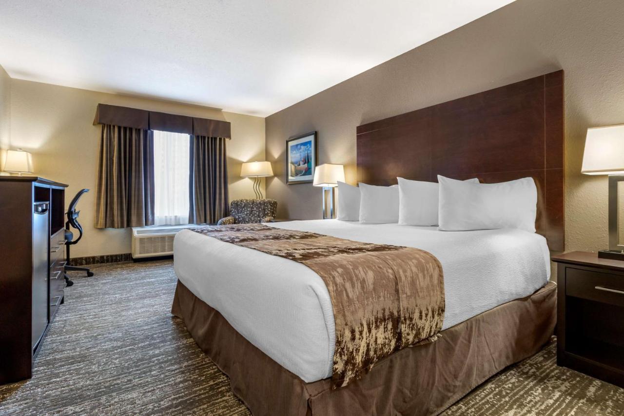 Best Western Plus Pembina Inn & Suites Winnipeg Eksteriør billede